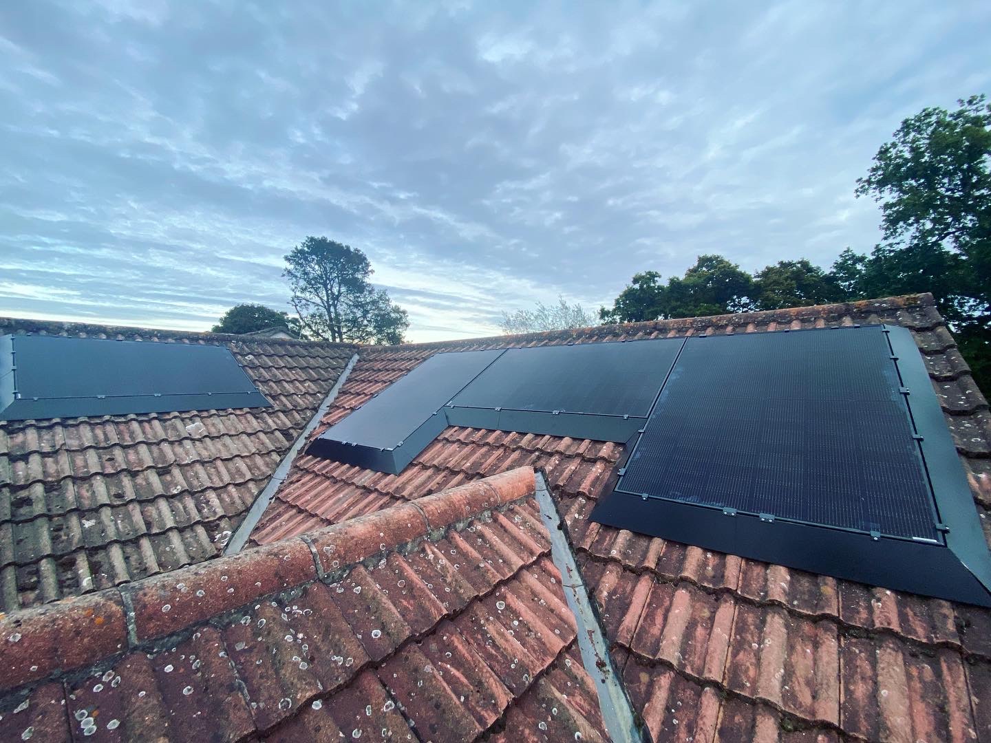 Solar PV installation showcasing expert cable management and mounting